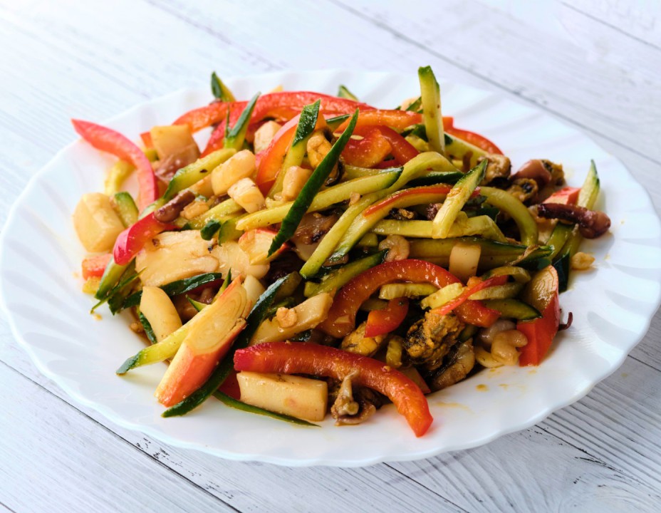 Салат из морепродуктов