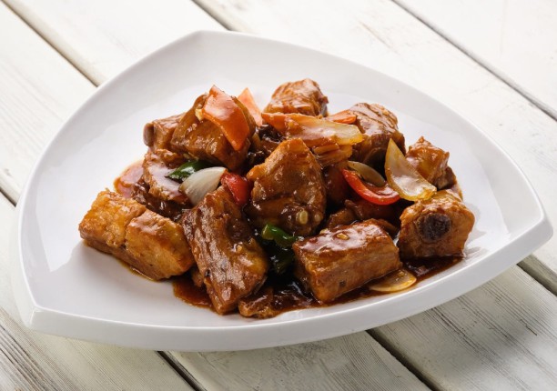 Свиные ребра в кисло-сладком соусе