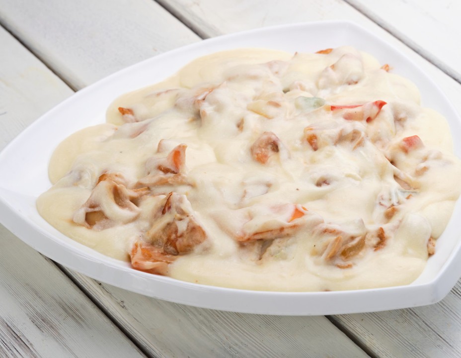 Куриное филе с грибами в сметанном соусе