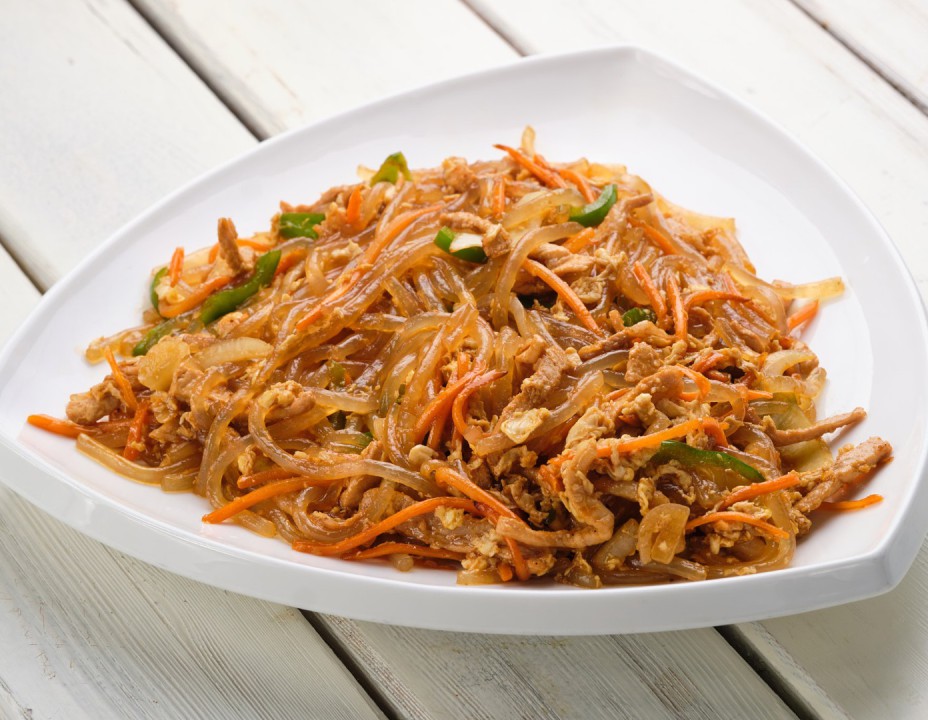 Тайская жареная крахмальная лапша