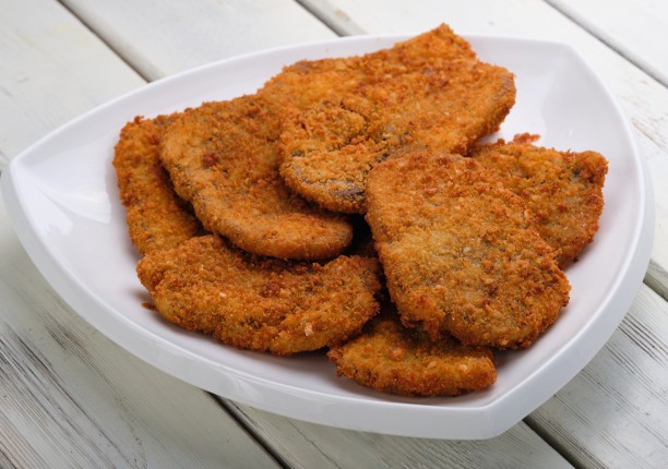 Говяжий жареный язык в сухарях