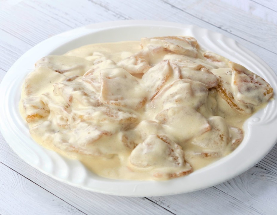 Жареный картофель пластиками в сметане