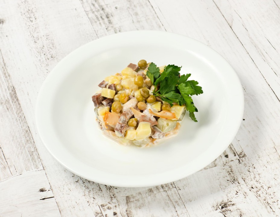 Салат "Охотник"