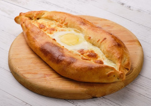 Хачапури по-аджарски