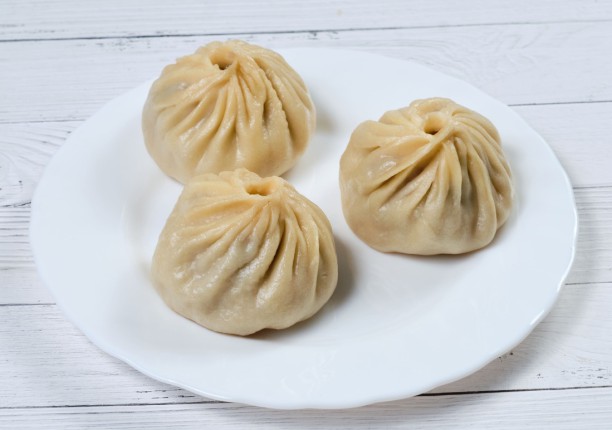 Буузы из говядины и свинины