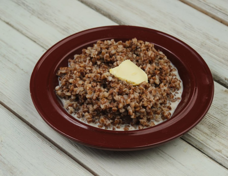 Каша гречневая с молоком и маслом