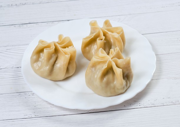 Буузы из рубленного мяса