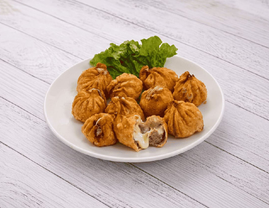 Пельмени жаренные с мясом и сыром